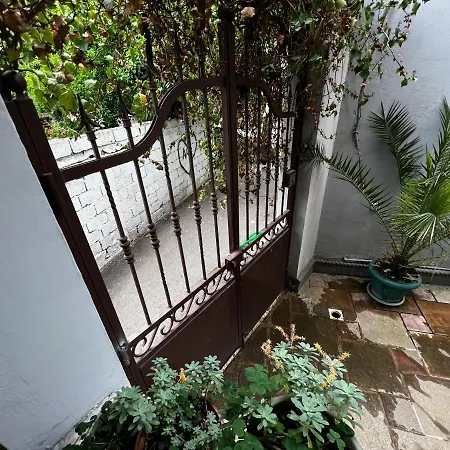 Hostal Drion Hostel Tirana